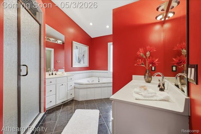 11677 Old Hamburg Road, Hamburg Township, MI 48189