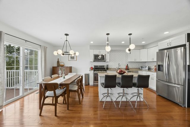 124 Ice House Landing 124, Marlborough, MA 01752