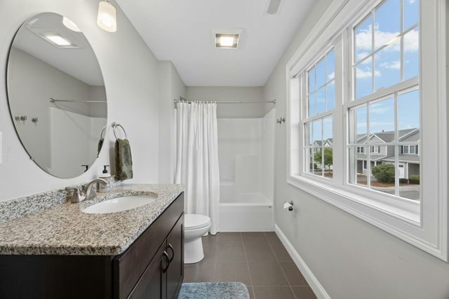 124 Ice House Landing 124, Marlborough, MA 01752