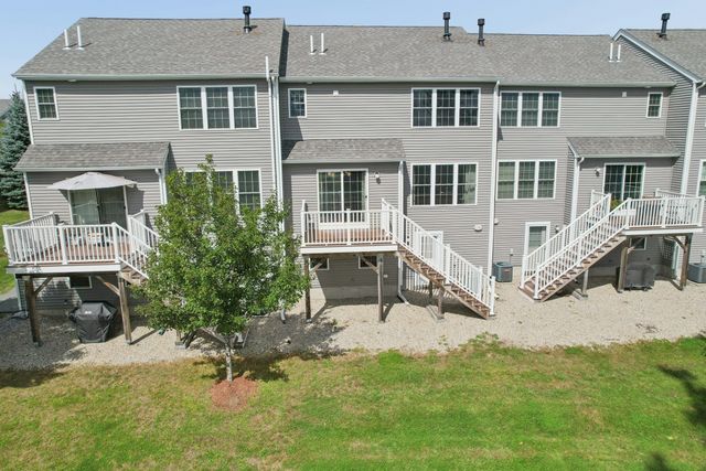 124 Ice House Landing 124, Marlborough, MA 01752