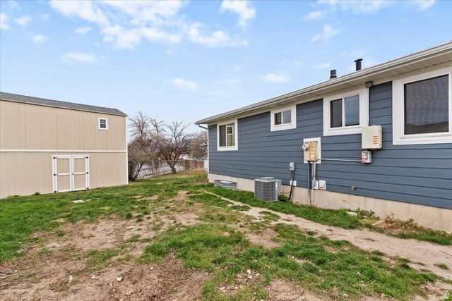 5356 W FARAH CIR, Salt Lake City, UT 84118