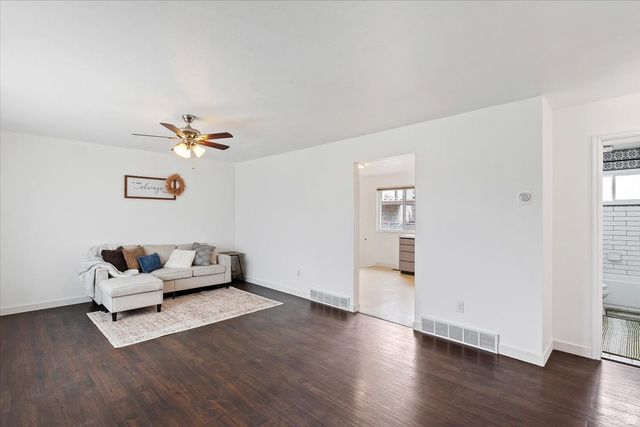 5356 W FARAH CIR, Salt Lake City, UT 84118