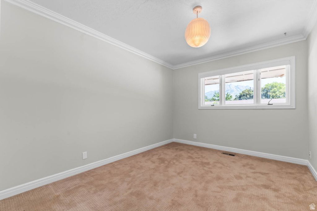 Image 15 of property listing at 745 E THREE FOUNTAINS CIR #43, Salt Lake City, UT 84107