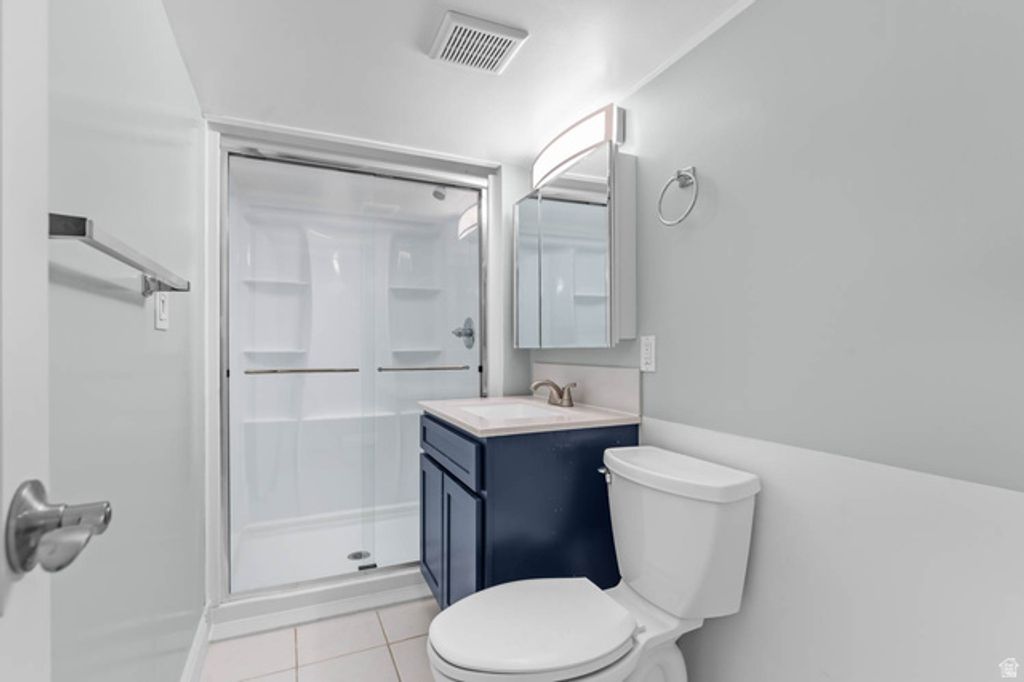 Image 18 of property listing at 745 E THREE FOUNTAINS CIR #43, Salt Lake City, UT 84107