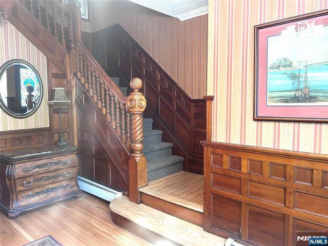 322 Carmita, Rutherford, NJ 07094