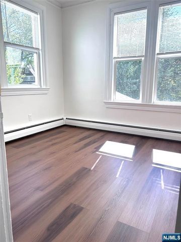 322 Carmita, Rutherford, NJ 07094