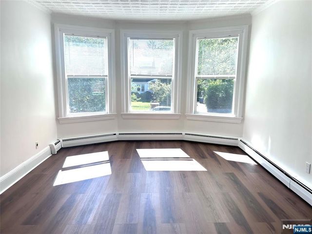 322 Carmita, Rutherford, NJ 07094