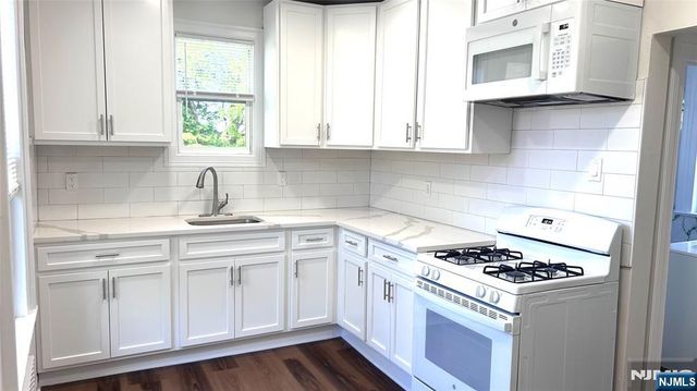 322 Carmita, Rutherford, NJ 07094