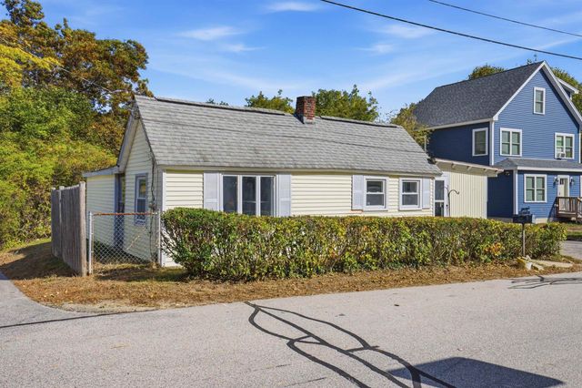 186 Peabody Avenue, Manchester, NH 03109