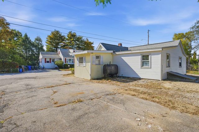 186 Peabody Avenue, Manchester, NH 03109