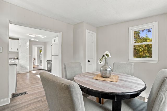 186 Peabody Avenue, Manchester, NH 03109