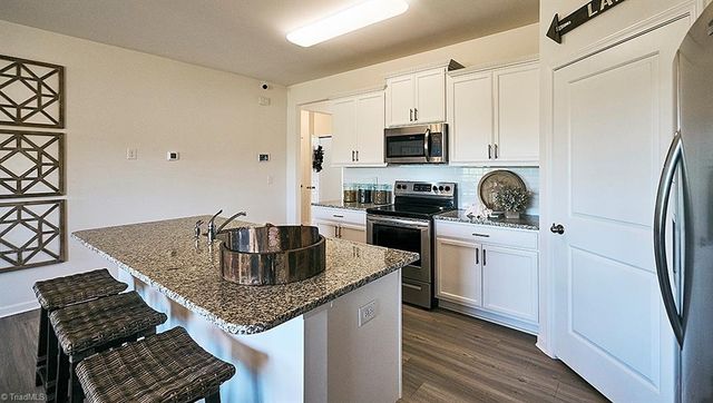 3489 Tyburn Trace, Browns Summit, NC 27214