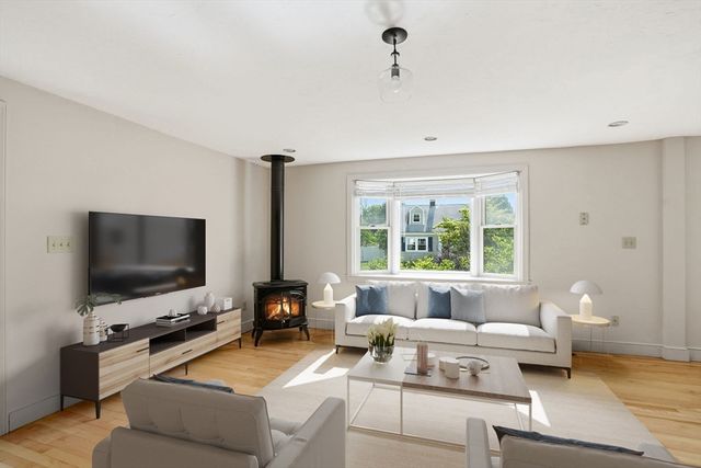 7 Beebe Lane, Wakefield, MA 01880