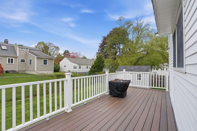 7 Beebe Lane, Wakefield, MA 01880