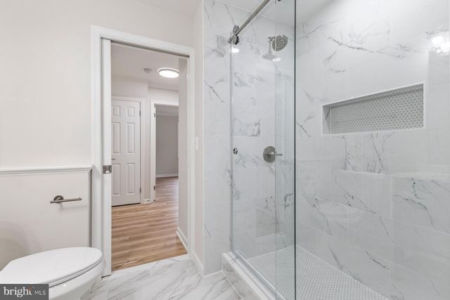 13117 MELVILLE LN, Fairfax, VA 22033