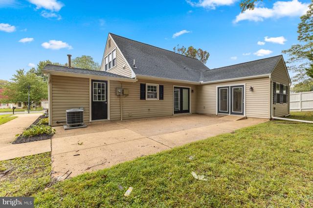 13117 MELVILLE LN, Fairfax, VA 22033