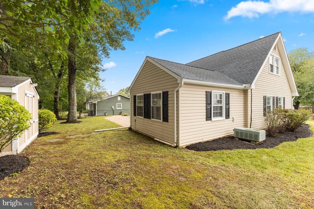 13117 MELVILLE LN, Fairfax, VA 22033