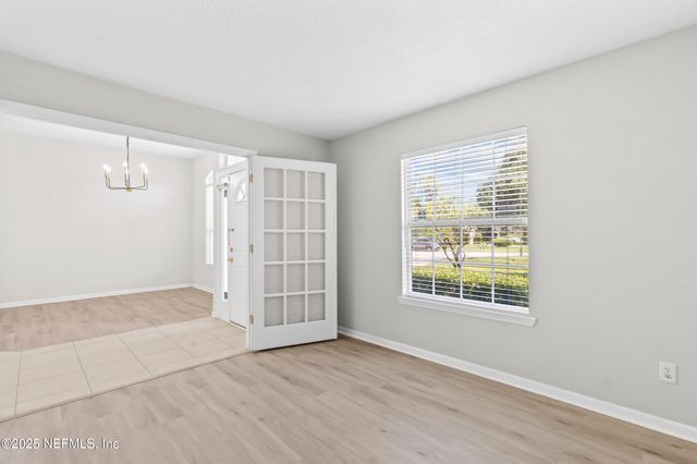 5586 LOON LAKE Court, Jacksonville, FL 32258