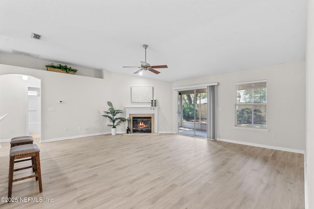 5586 LOON LAKE Court, Jacksonville, FL 32258