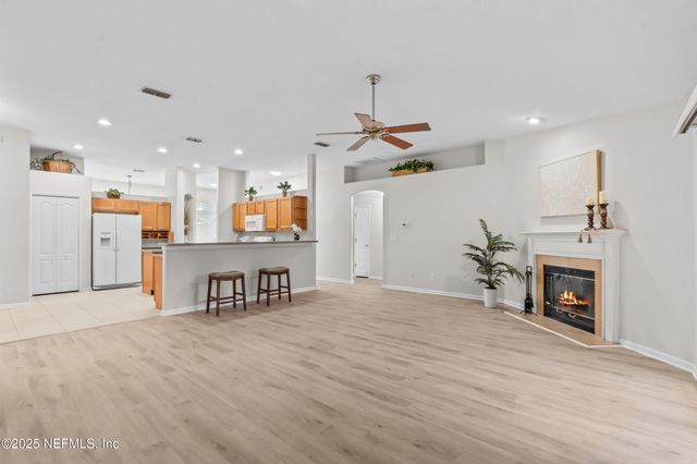 5586 LOON LAKE Court, Jacksonville, FL 32258