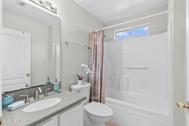 5586 LOON LAKE Court, Jacksonville, FL 32258