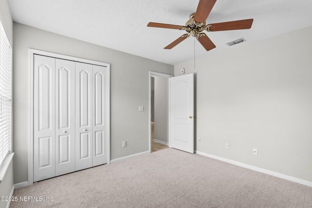 5586 LOON LAKE Court, Jacksonville, FL 32258