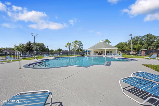 5586 LOON LAKE Court, Jacksonville, FL 32258