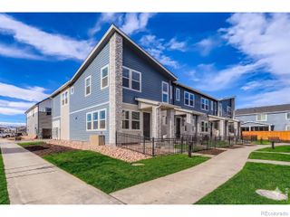 2819 Bear Springs Circle, Longmont, CO 80503