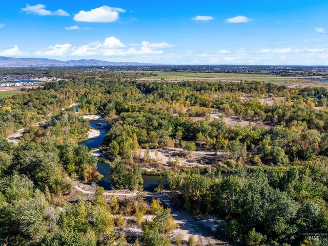 9910 W Hercules Dr, Star, ID 83669