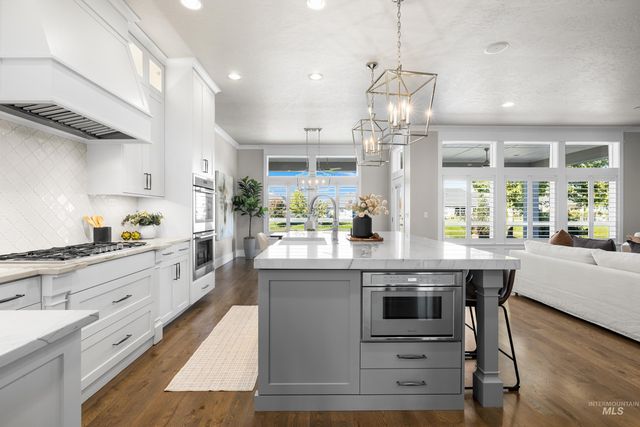 9910 W Hercules Dr, Star, ID 83669