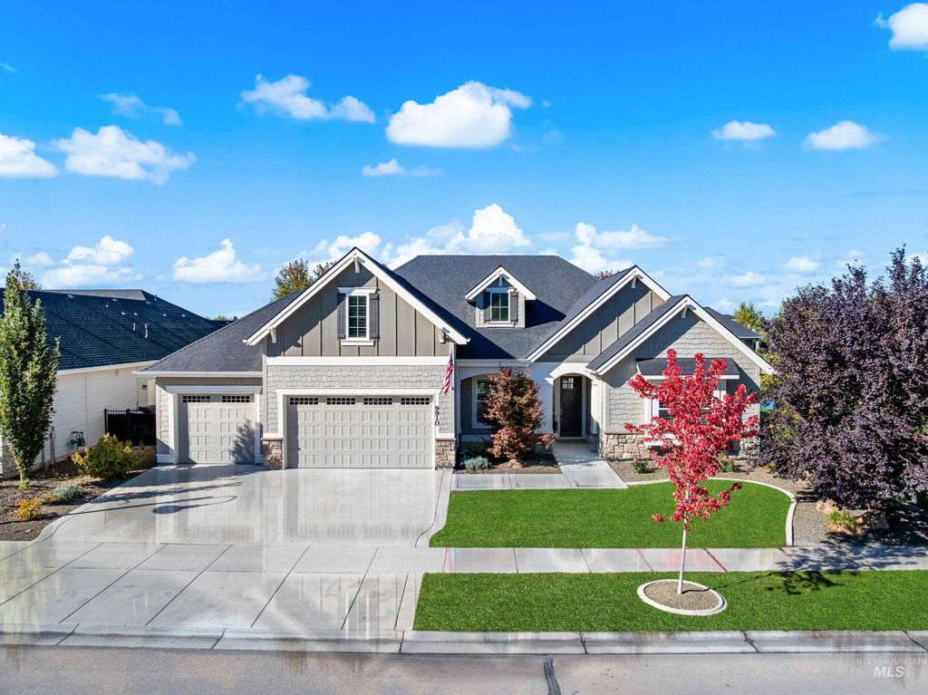 9910 W Hercules Dr, Star, ID 83669