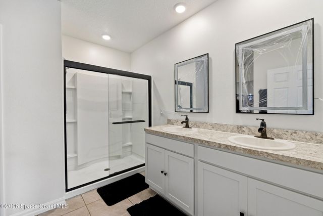 1814 Farmhouse Road SE, Palm Bay, FL 32909