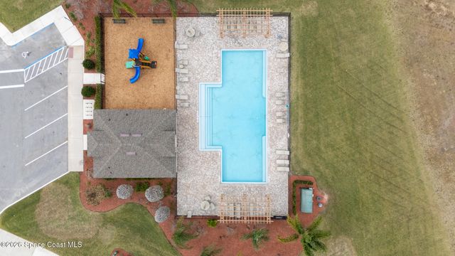 1814 Farmhouse Road SE, Palm Bay, FL 32909