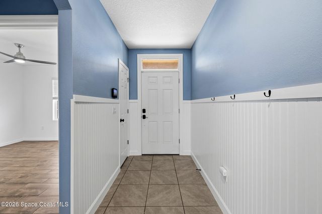 1814 Farmhouse Road SE, Palm Bay, FL 32909