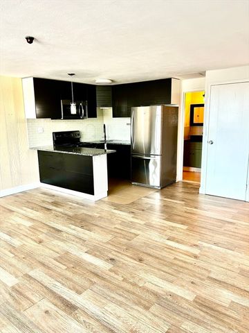 340 Main St 204, Melrose, MA 02176