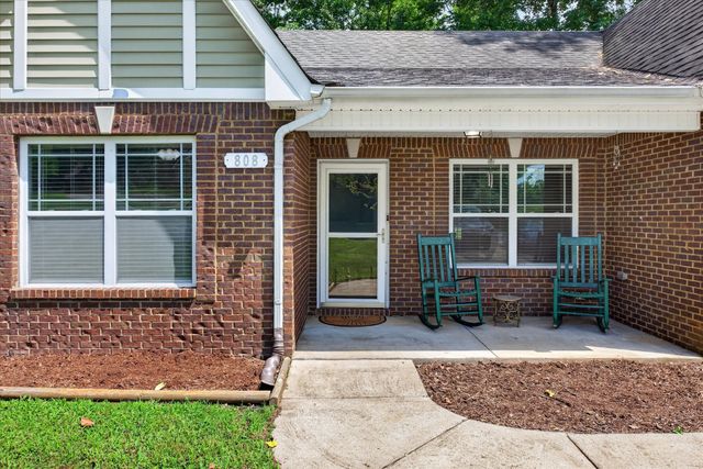 808 Dunbar Cave Rd, Clarksville, TN 37043