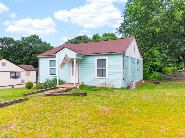 2669 Old Mountain Road, Trinity, NC 27370