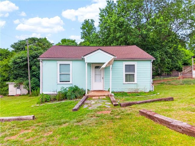 2669 Old Mountain Road, Trinity, NC 27370