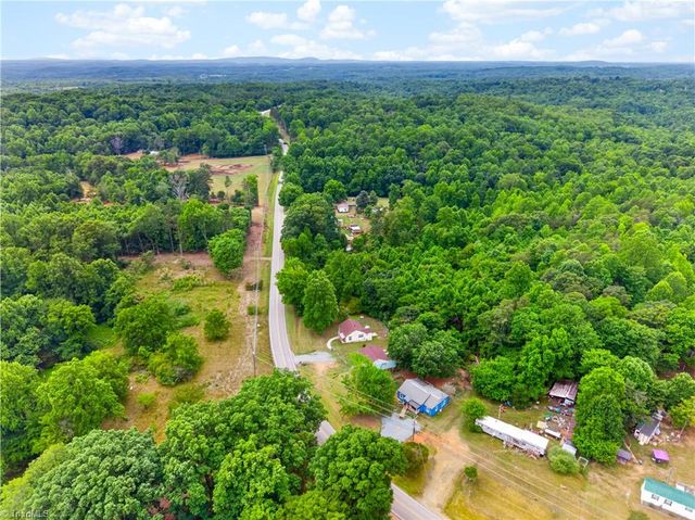 2669 Old Mountain Road, Trinity, NC 27370