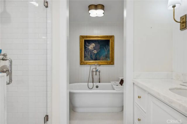 312 RUBY AVENUE, Newport Beach, OS 92662