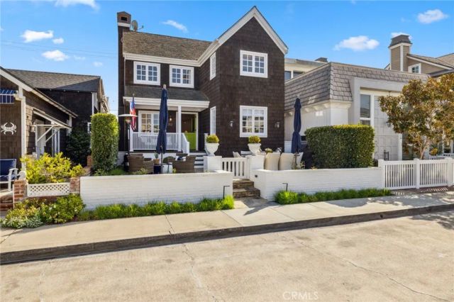 312 RUBY AVENUE, Newport Beach, OS 92662