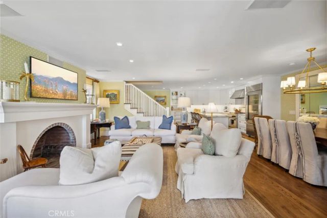 312 RUBY AVENUE, Newport Beach, OS 92662