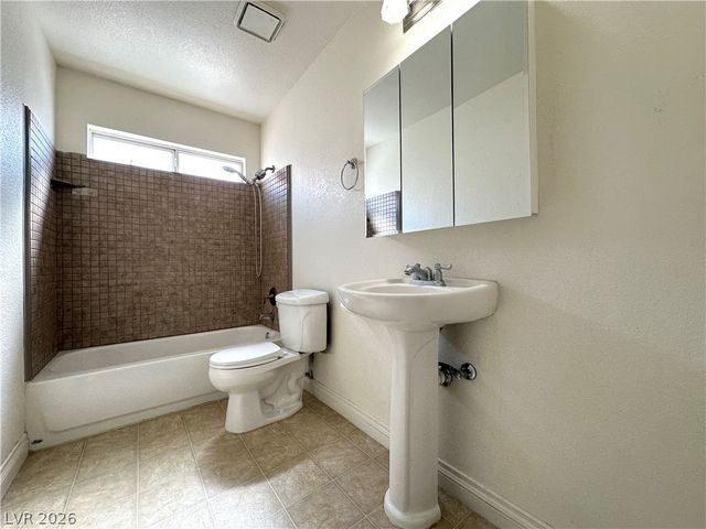 3204 Sabrina Court, Las Vegas, NV 89117