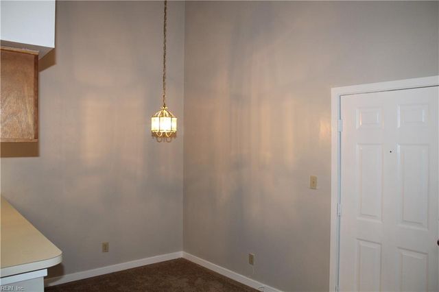 3962 Appaloosa Ln Apt 201, Newport News, VA 23602