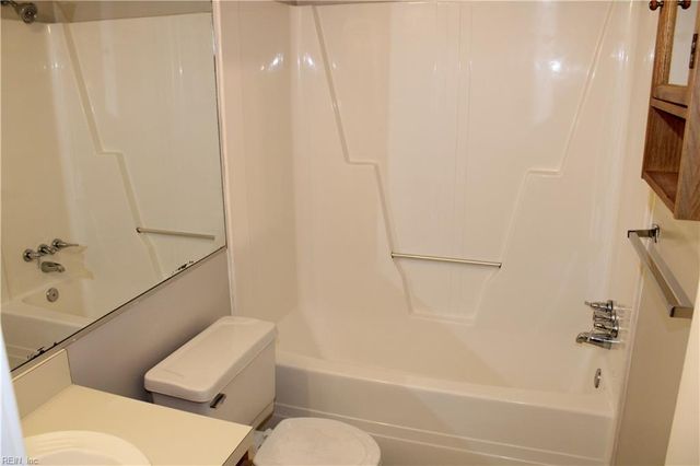 3962 Appaloosa Ln Apt 201, Newport News, VA 23602