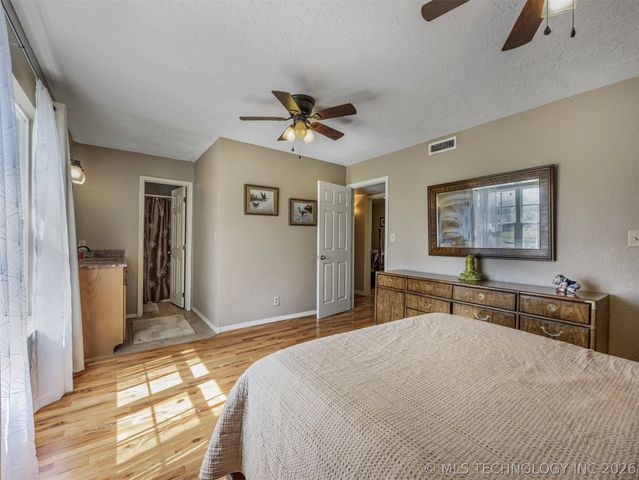 9988 E Northlea, Claremore, OK 74017