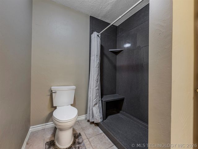 9988 E Northlea, Claremore, OK 74017