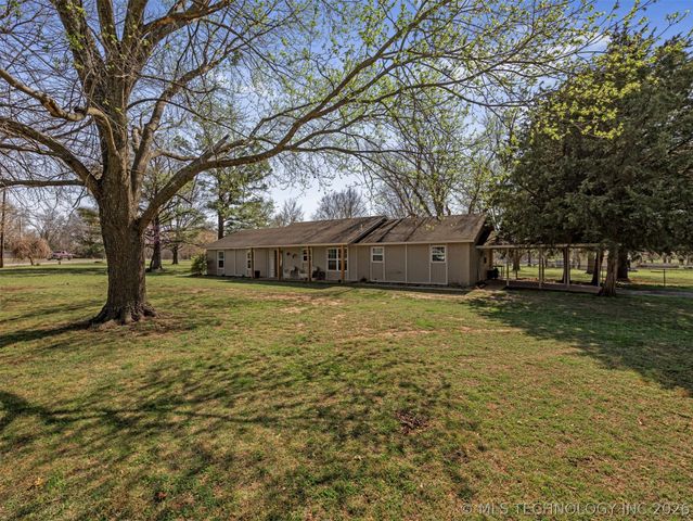 9988 E Northlea, Claremore, OK 74017