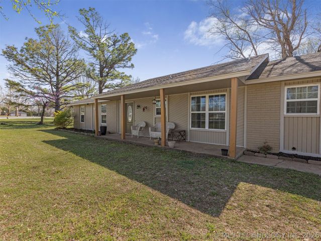 9988 E Northlea, Claremore, OK 74017