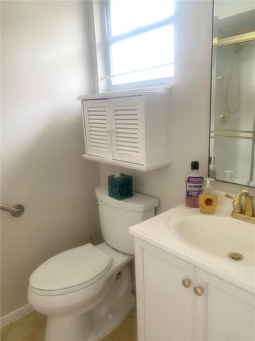 2310 CANALBLUFF PLACE V287, Sarasota, FL 34231